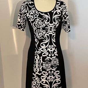 Sami & Jo -Adorable Black & White Dress -Size Medium